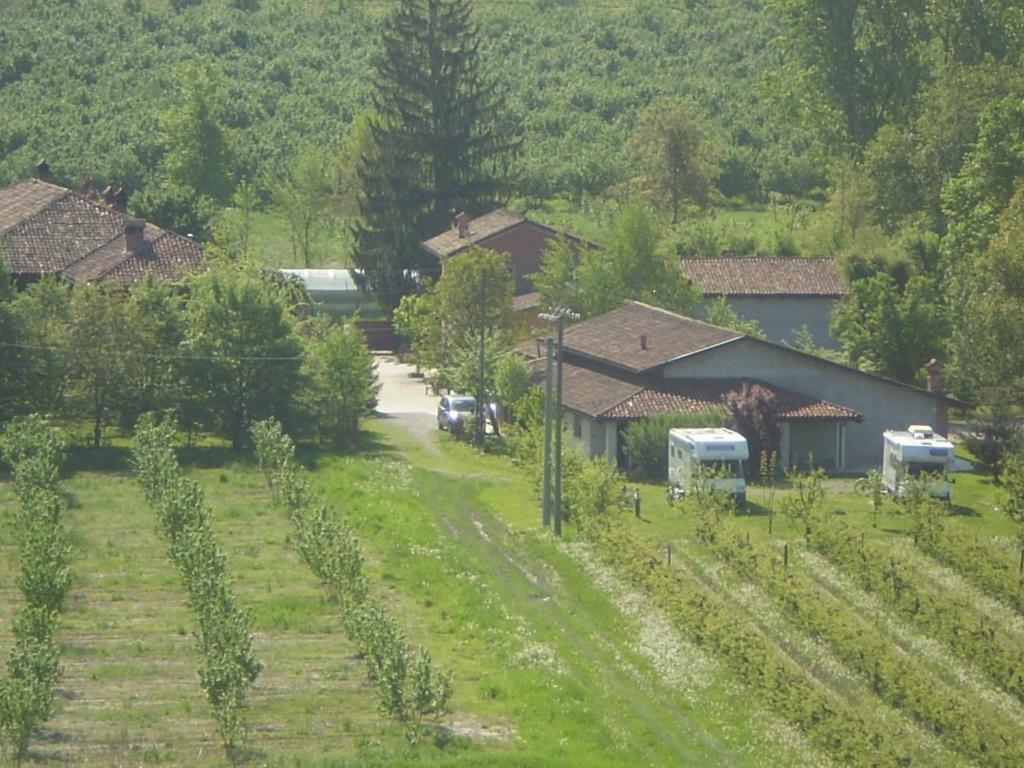 Вилла Cascina Ballarin Ла Морра Экстерьер фото
